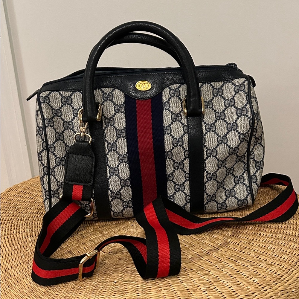 Authentic Gucci Women's Navy and Scarlet Satchel